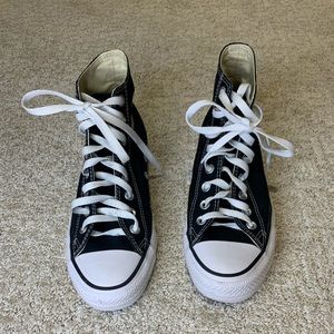 black converse WORN ONCE